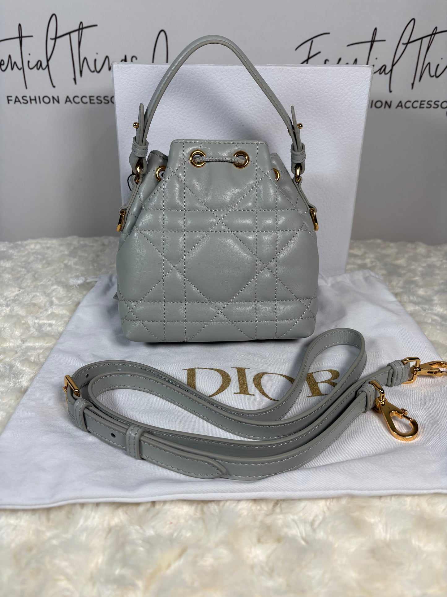 CD Caro Bucket- Small